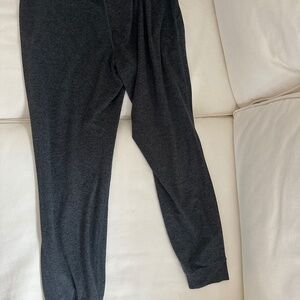 Vuori Performance Joggers